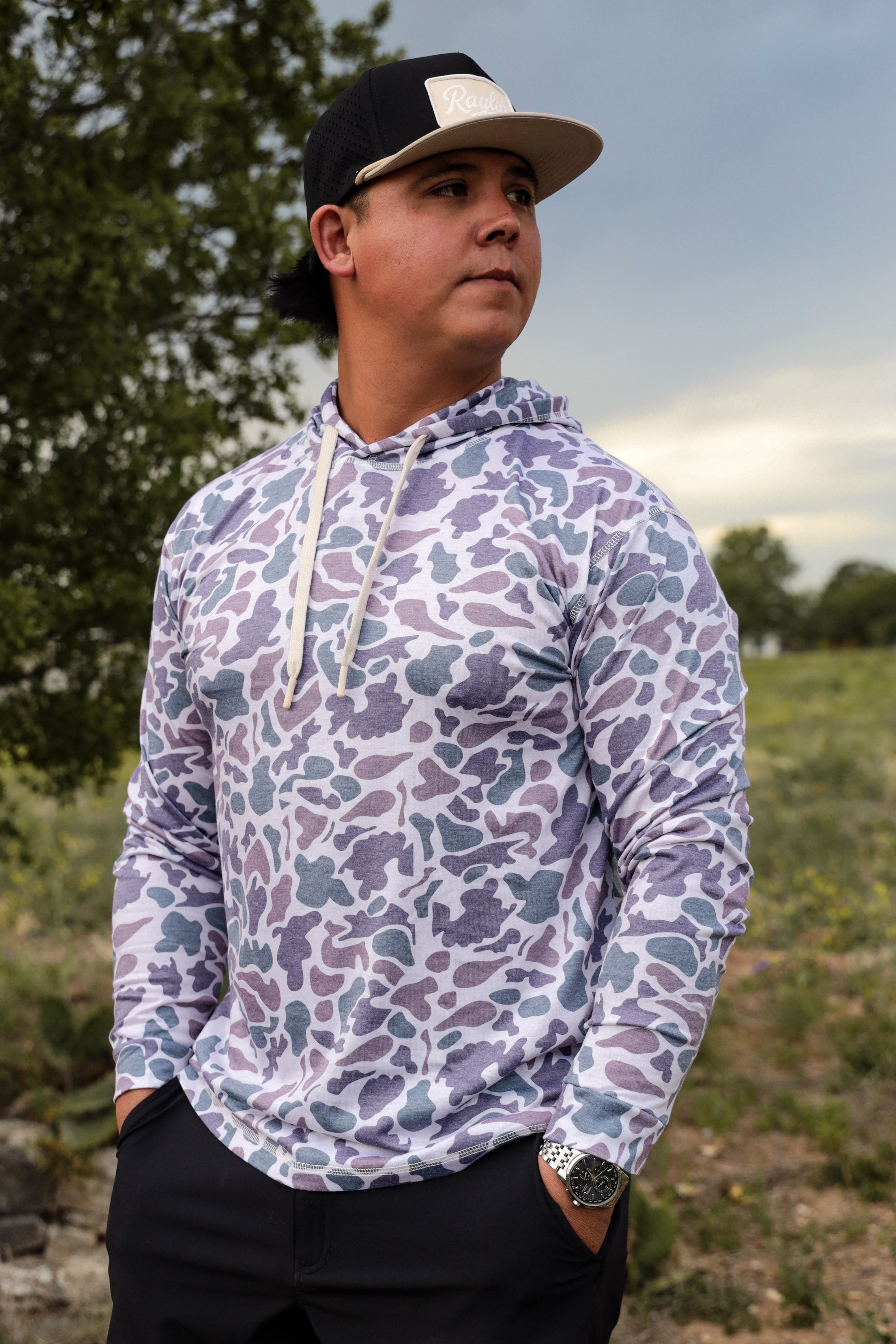 The Dust Trail Tech Pullover
